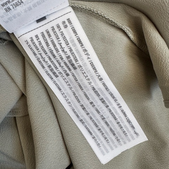 Abercrombie & Fitch Long-Sleeve Draped
Skirt Mini Dress Sage Green NWT - Picture 9 of 9